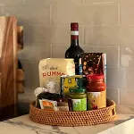 Апартаменты Artsy Italian Retreat With Stunning Views! Agra