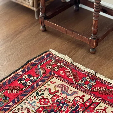 Artsy Italian Retreat With Stunning Views! Appartement