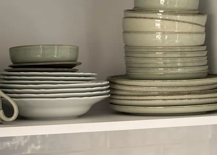 Artsy Italian Retreat With Stunning Views! * Agra