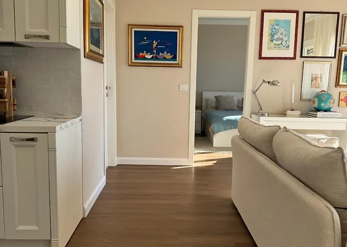 Artsy Italian Retreat With Stunning Views!