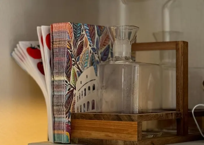 Apartament Artsy Italian Retreat With Stunning Views!